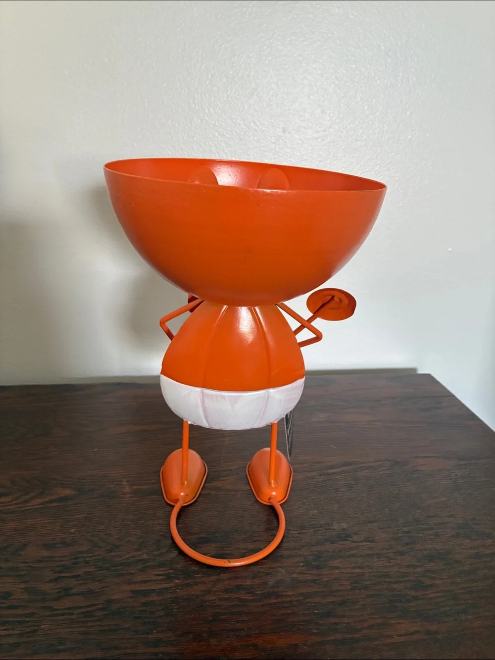 NWT- Orange Metal Jack-o-lantern Pumpkin Man Halloween Candy Bowl